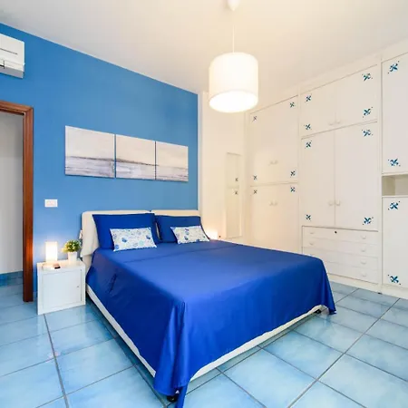 Amore - Sally Apartman *