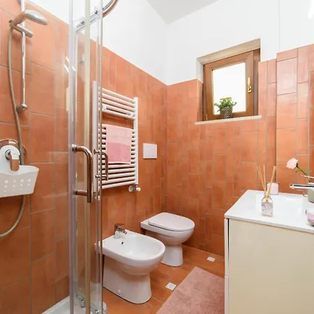 Amore - Sally Sorrente