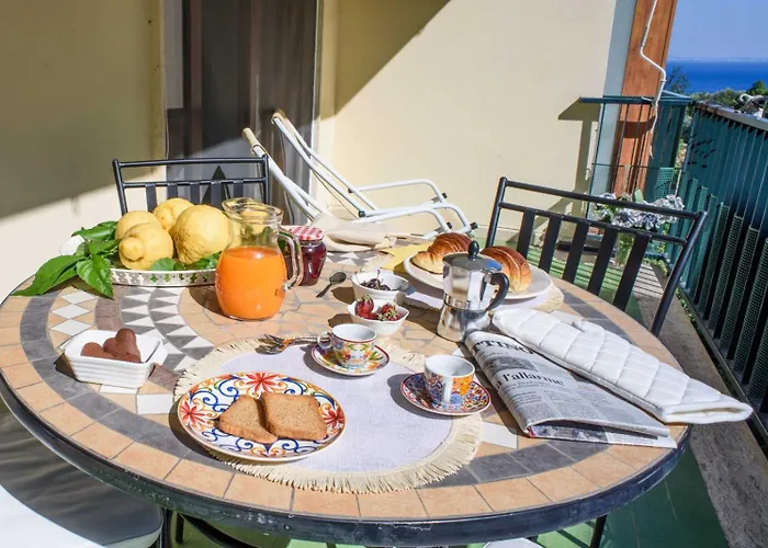 Amore - Sally Apartman