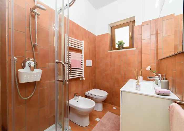 Amore - Sally Sorrento